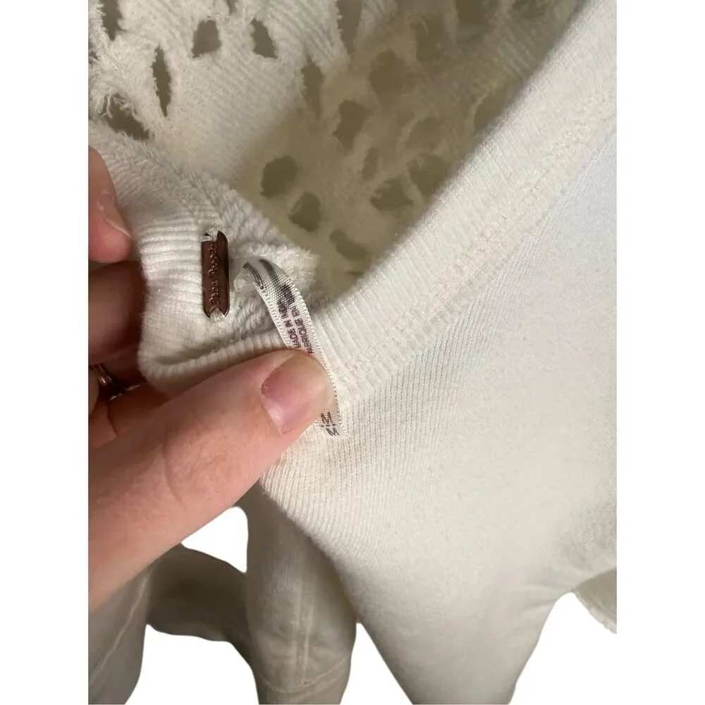 Free People Crumpette Cropped Eyelet Sweatshirt in Ivory Size Medium